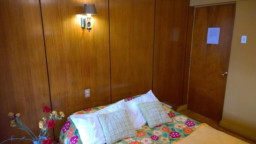 סנטיאגו Bed & Breakfast Blumen Haus חדר תמונה
