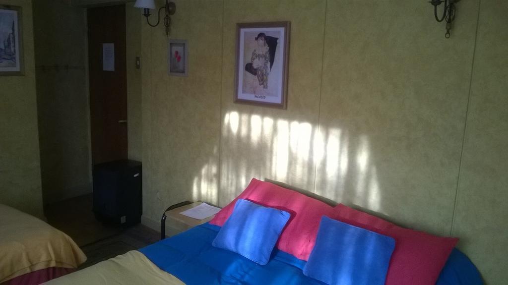סנטיאגו Bed & Breakfast Blumen Haus חדר תמונה