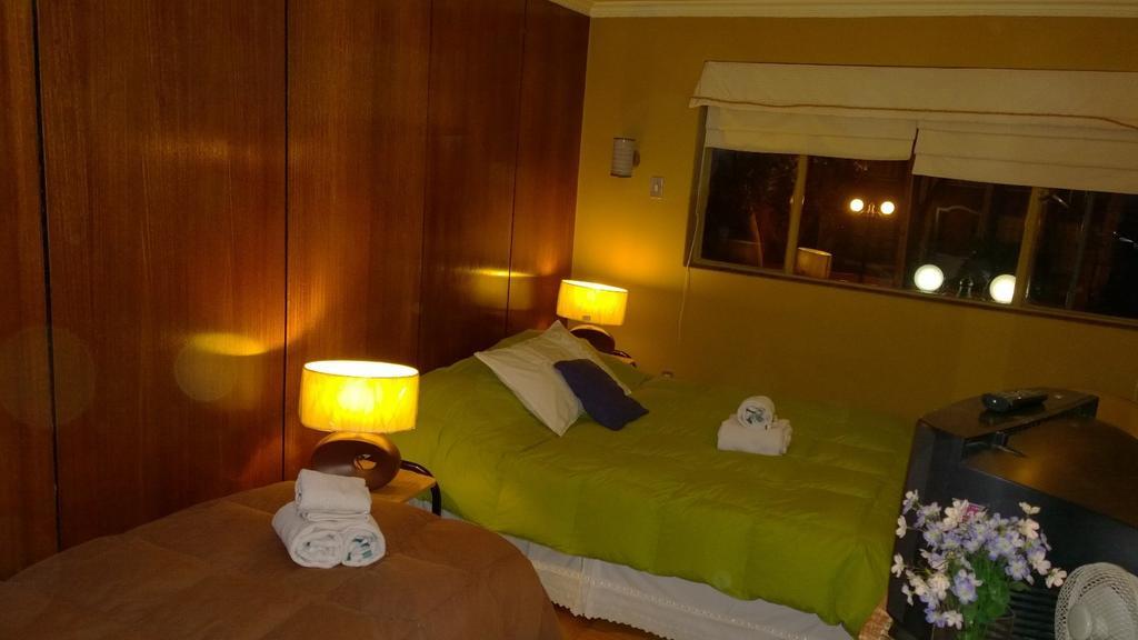 סנטיאגו Bed & Breakfast Blumen Haus חדר תמונה